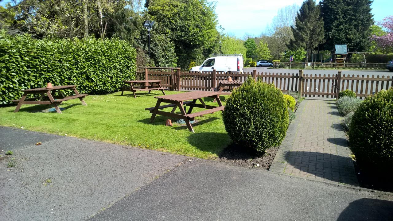 Baker Arms Bayford Hotel Hertford Eksteriør billede