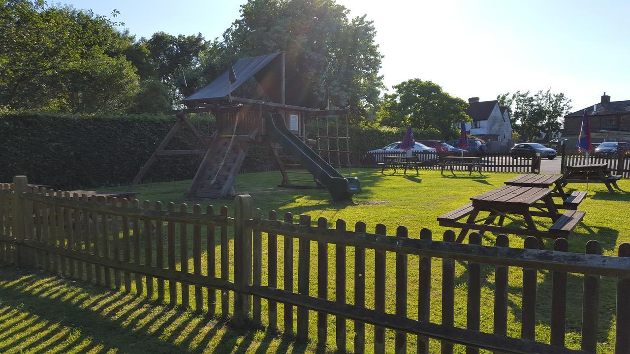 Baker Arms Bayford Hotel Hertford Eksteriør billede